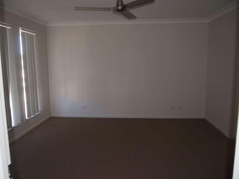 17 Wongabel Close, Waterford QLD 4133