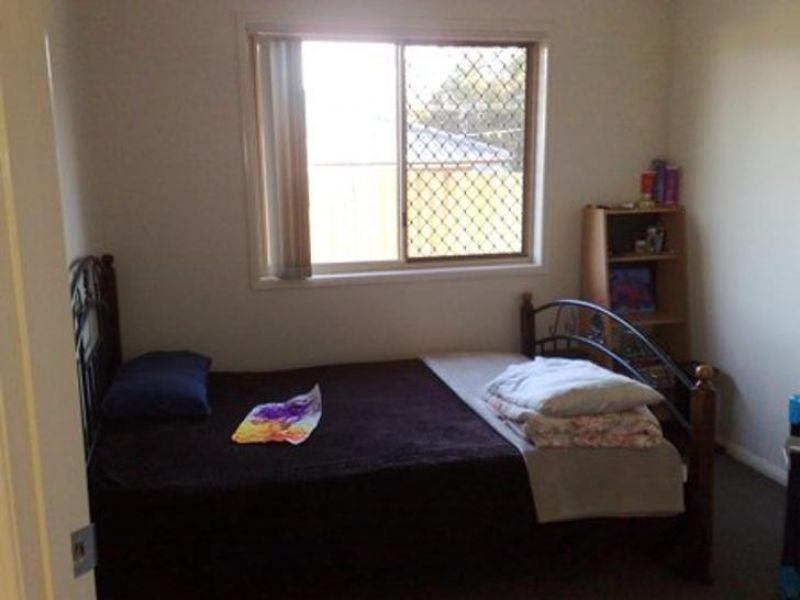 28 Spruce Street, Loganlea QLD 4131