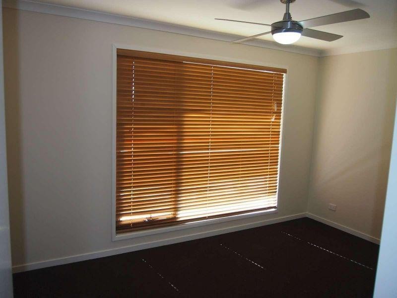 5 Slate Court, Logan Reserve QLD 4133