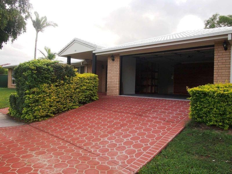 89 Bordeaux Street, Eight Mile Plains QLD 4113