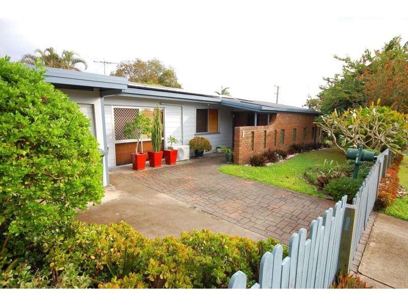 1 Aesop Street, Robertson QLD 4109