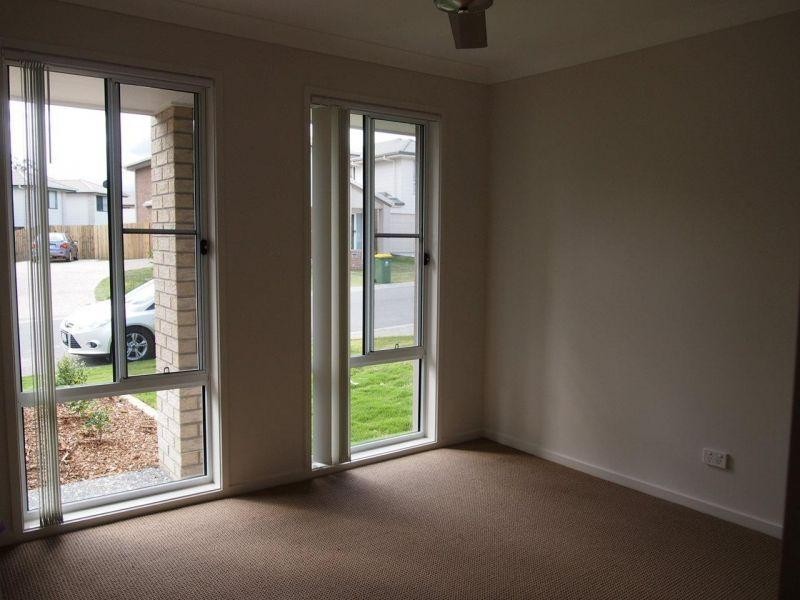 30 Wongabel Close, Waterford QLD 4133