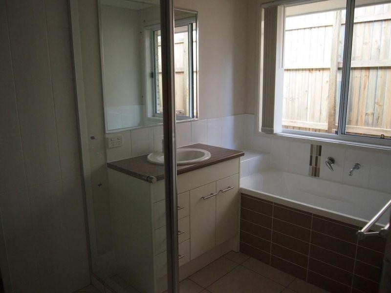 30 Wongabel Close, Waterford QLD 4133