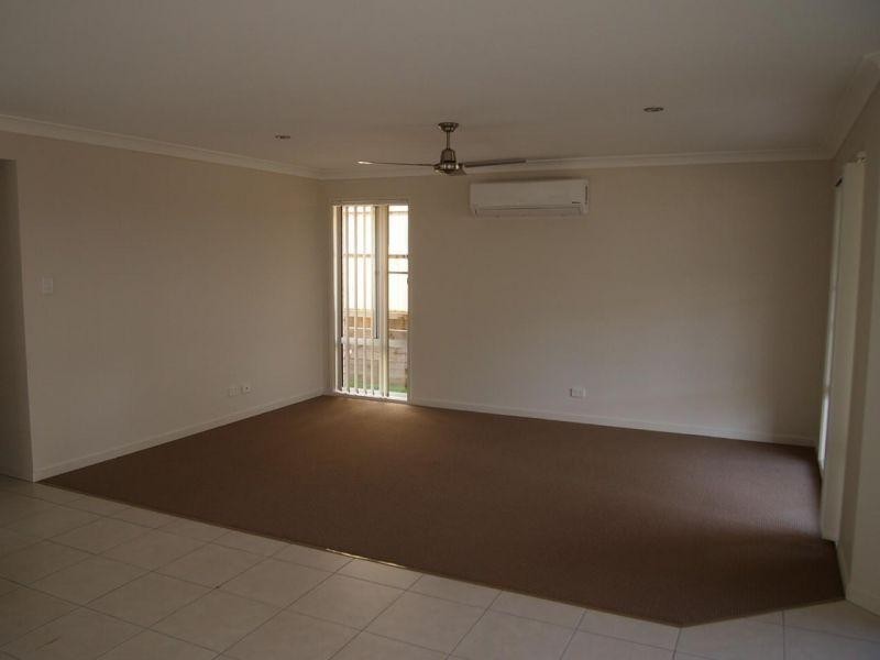 30 Wongabel Close, Waterford QLD 4133