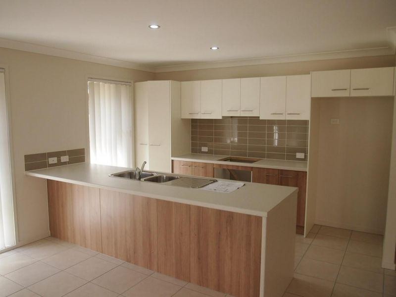 30 Wongabel Close, Waterford QLD 4133