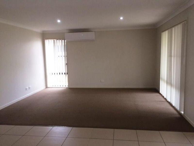 16 Oasis Court, Marsden QLD 4132
