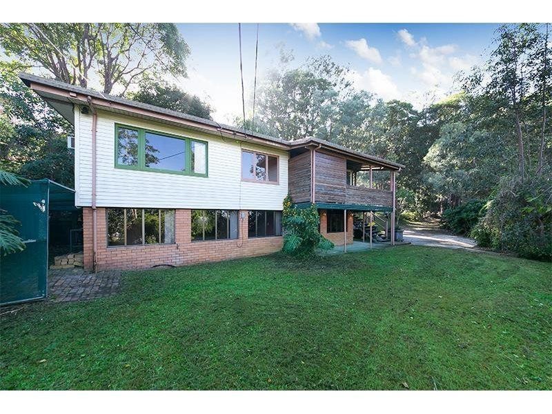11 Sharon Street, Moorooka QLD 4105