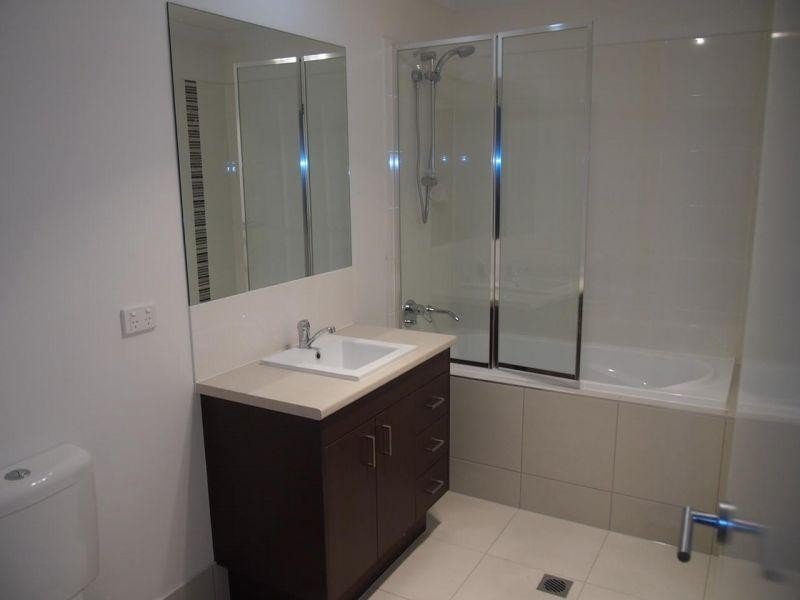 1/22 Kurgan Lane, Yarrabilba QLD 4207