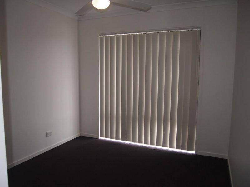 1/22 Kurgan Lane, Yarrabilba QLD 4207