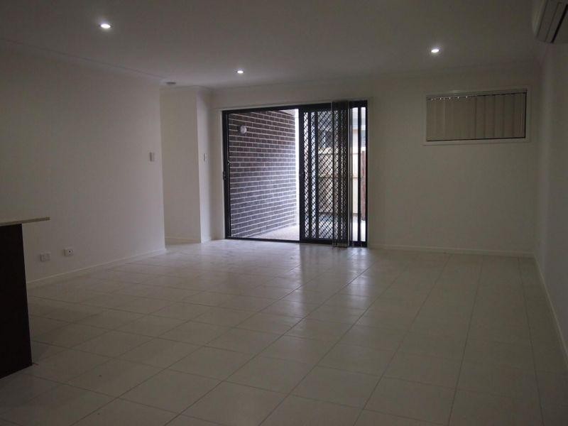 1/22 Kurgan Lane, Yarrabilba QLD 4207