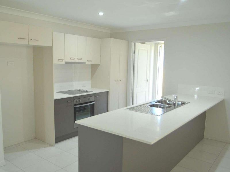 17C Spruce Street, Loganlea QLD 4131