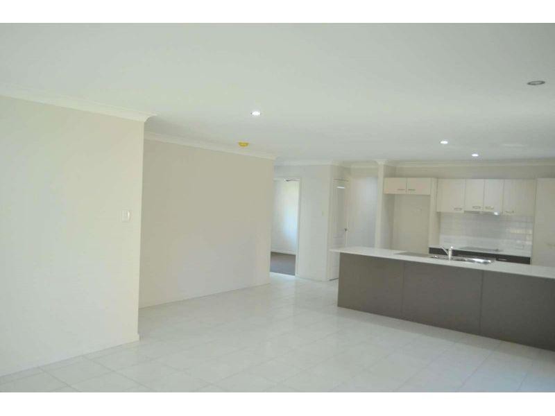 17C Spruce Street, Loganlea QLD 4131