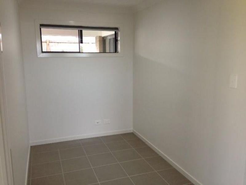 8 Morton Street, Waterford QLD 4133