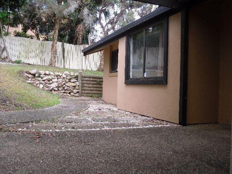 75 Bedivere Street, Carindale QLD 4152