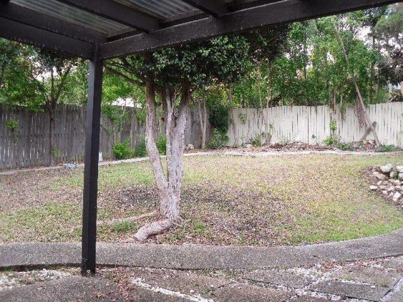 75 Bedivere Street, Carindale QLD 4152