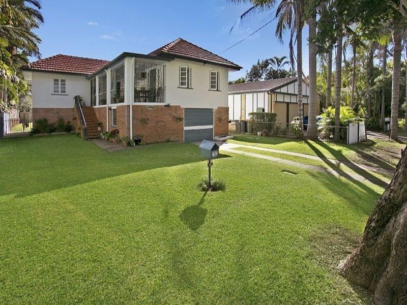 25 Turner Street, Fairfield QLD 4103