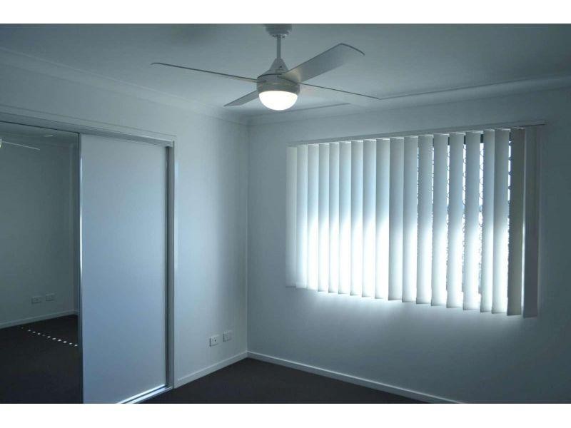 2/25 Sunstone Court, Logan Reserve QLD 4133