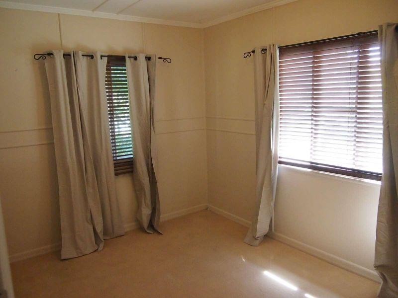 35 Galsworthy Street, Holland Park West QLD 4121