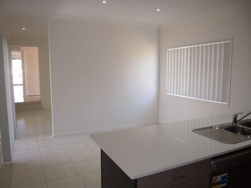 13 Waheed Street, Marsden QLD 4132