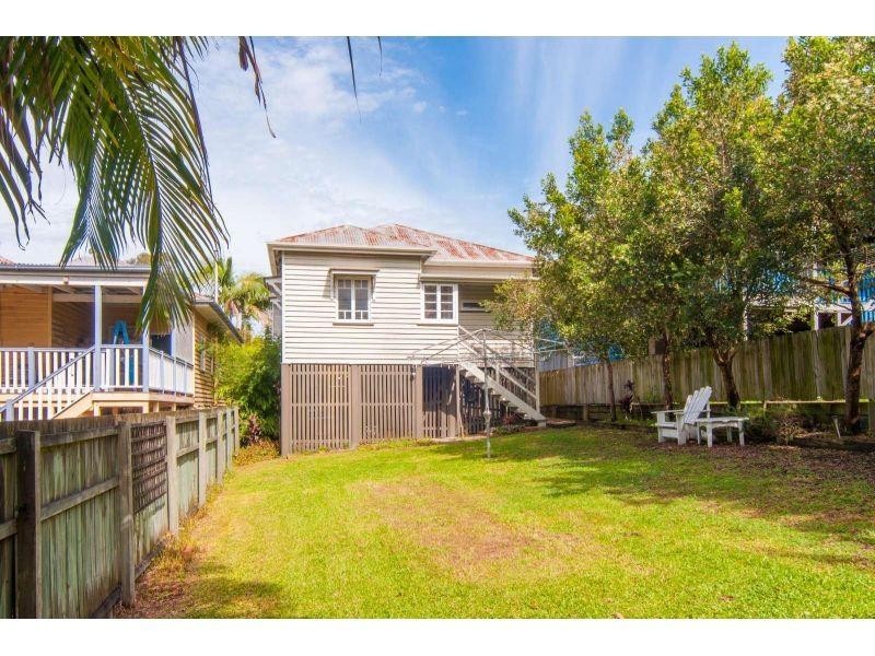 14 Princess Street, Camp Hill QLD 4152