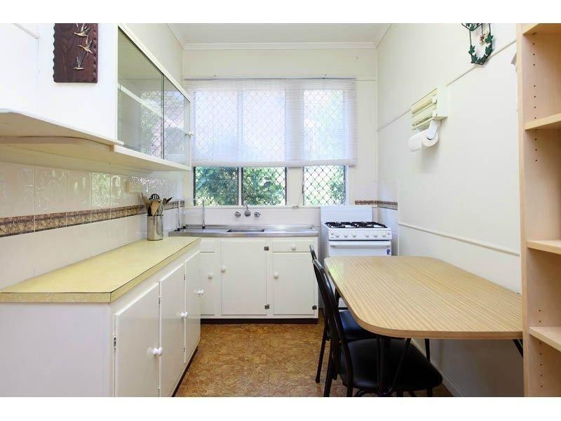 2/173 Chatsworth Street, Coorparoo QLD 4151