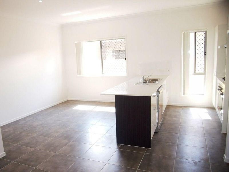 11 Waheed Street, Marsden QLD 4132
