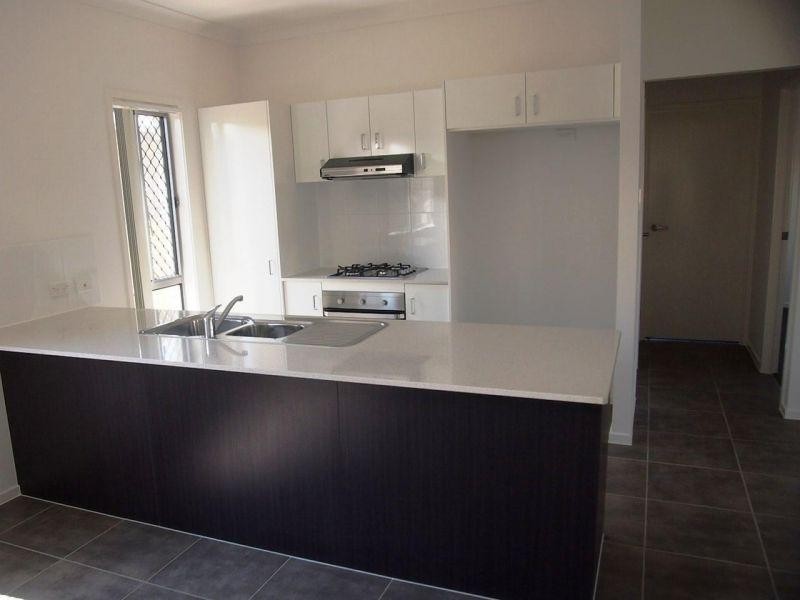 11 Waheed Street, Marsden QLD 4132