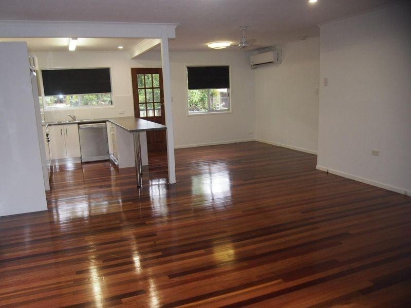 10 Arnold Street, Shailer Park QLD 4128