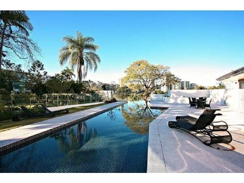 4207/15 Anderson Street, Kangaroo Point QLD 4169