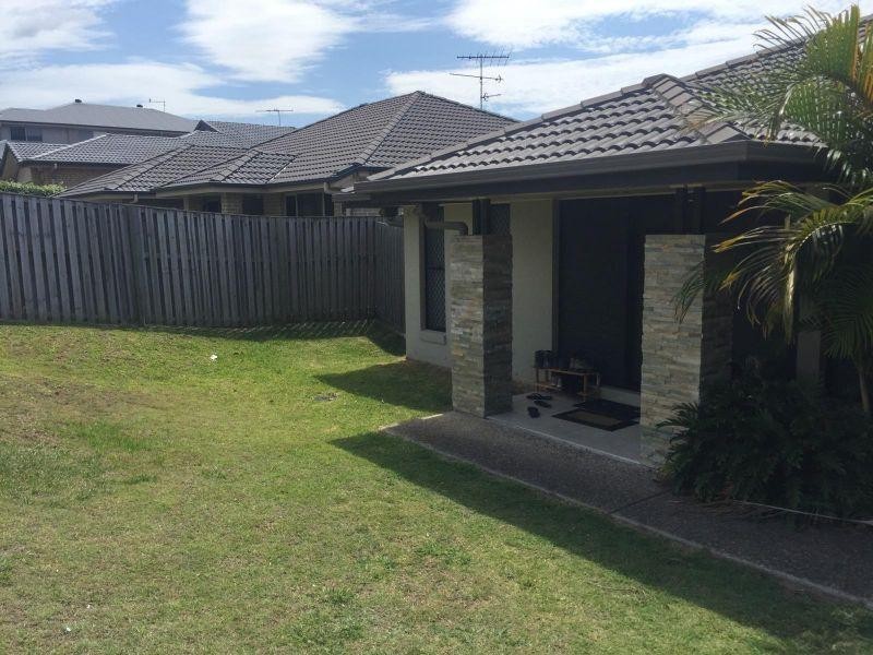 37 Dennis Vale Drive, Daisy Hill QLD 4127