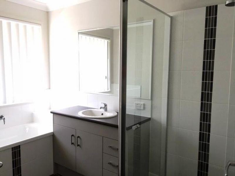 10 Wongabel Close, Waterford QLD 4133