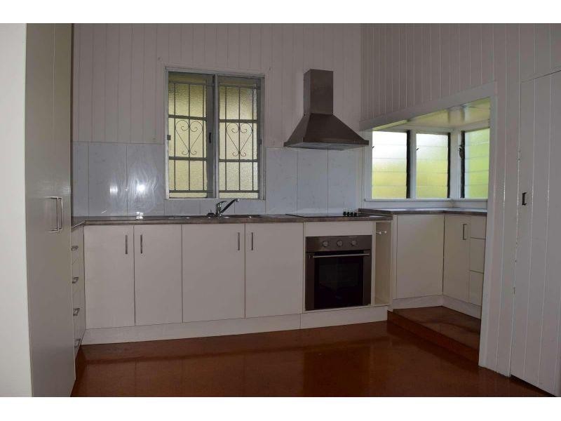 8 Paragon Street, Yeronga QLD 4104