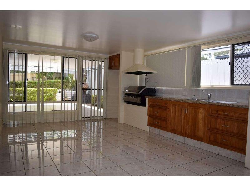 20 Jocelyn Place, Carindale QLD 4152