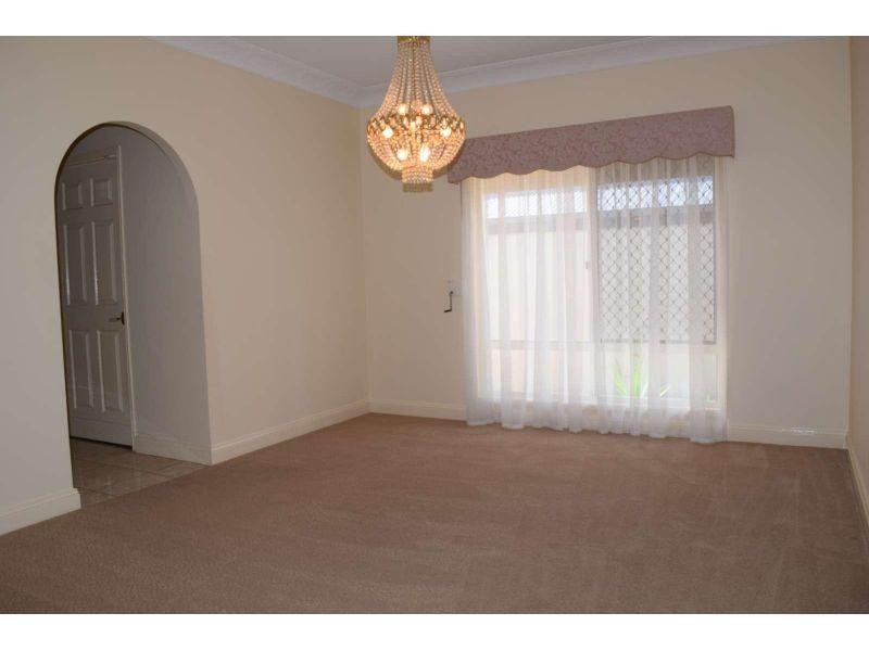 20 Jocelyn Place, Carindale QLD 4152