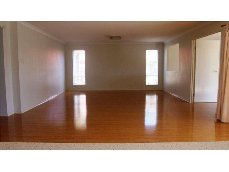 12 Lenton Place, Calamvale QLD 4116