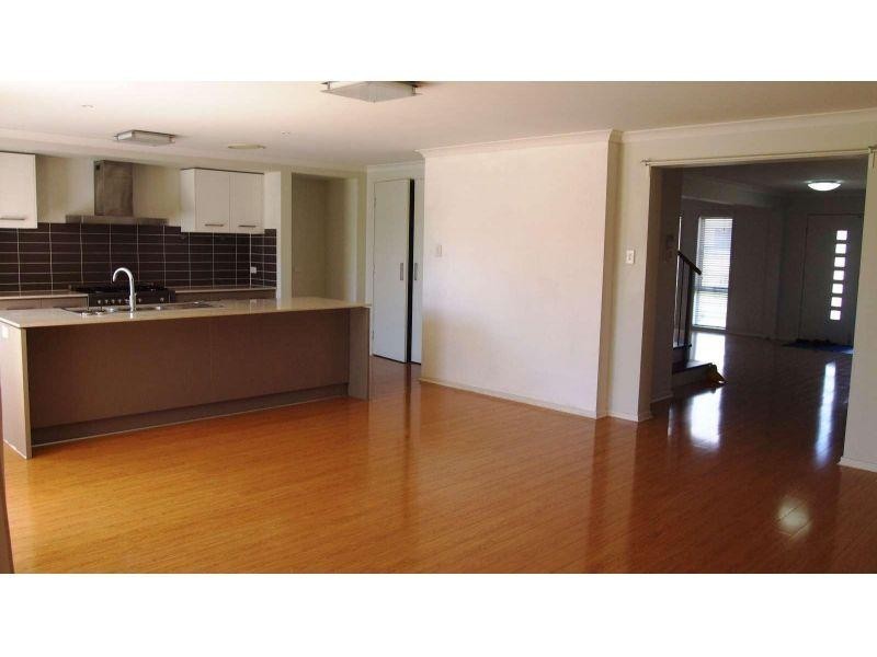 12 Lenton Place, Calamvale QLD 4116