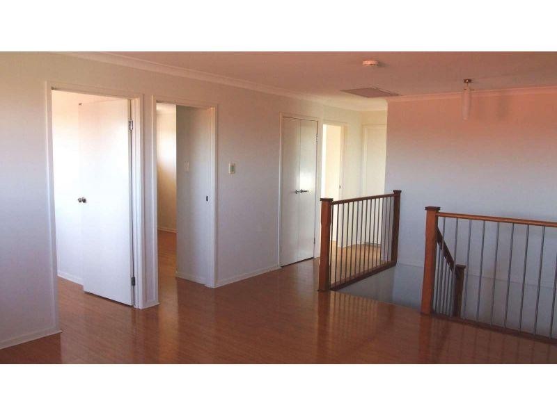12 Lenton Place, Calamvale QLD 4116