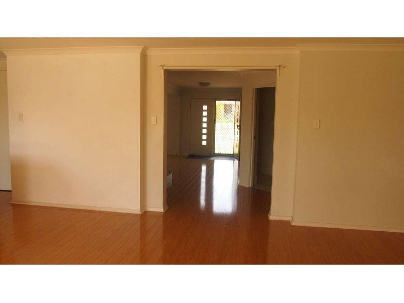 12 Lenton Place, Calamvale QLD 4116