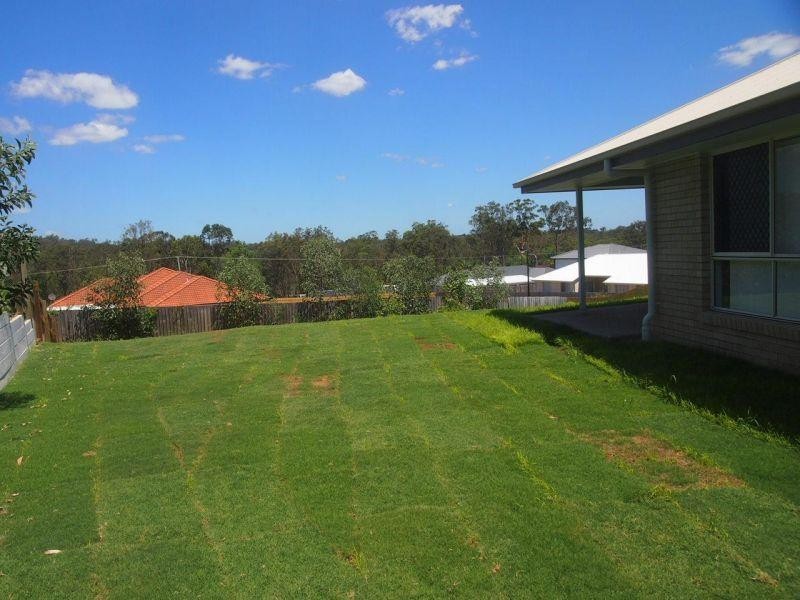 5 Savannah Court, Waterford QLD 4133