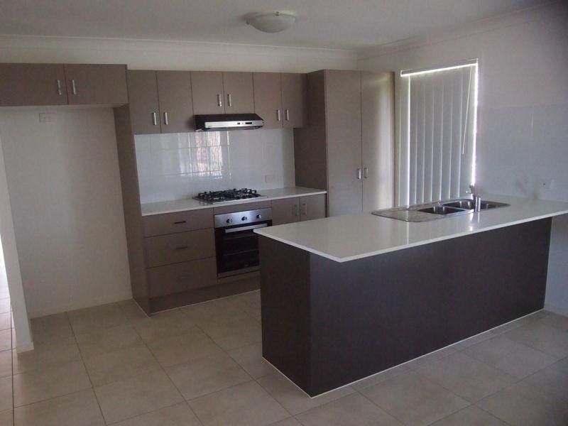 5 Savannah Court, Waterford QLD 4133