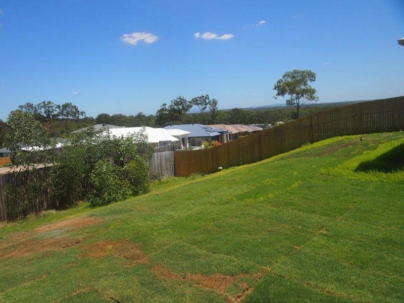 5 Savannah Court, Waterford QLD 4133