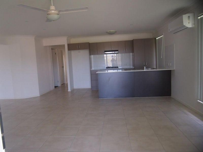 5 Savannah Court, Waterford QLD 4133