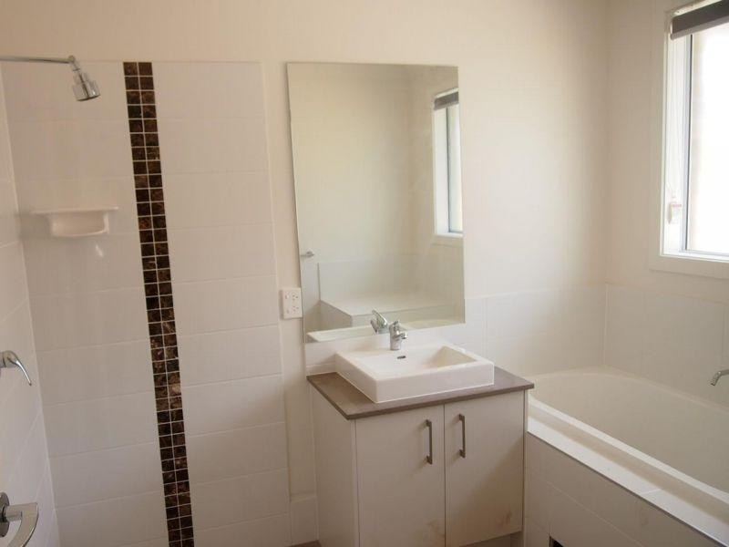 14 Larimar Avenue, Yarrabilba QLD 4207