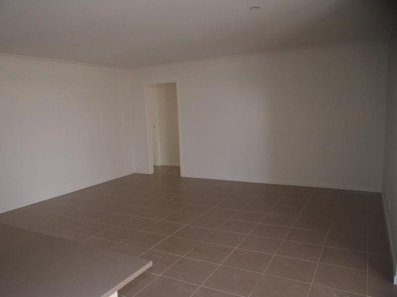 14 Larimar Avenue, Yarrabilba QLD 4207