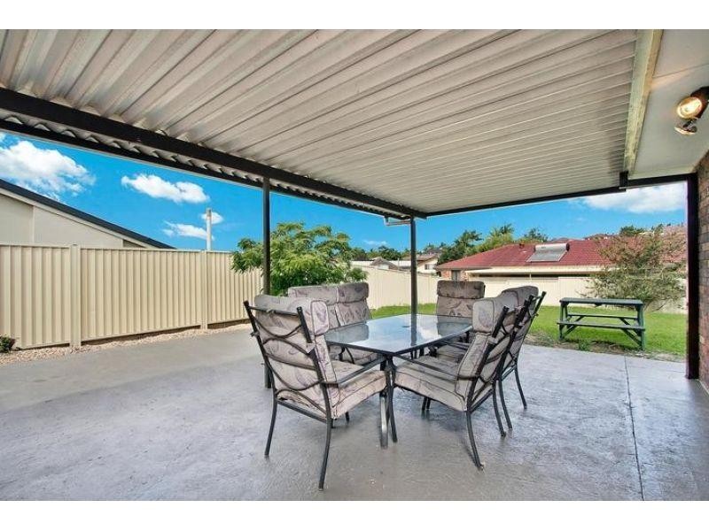 263 Winstanley Street, Carindale QLD 4152