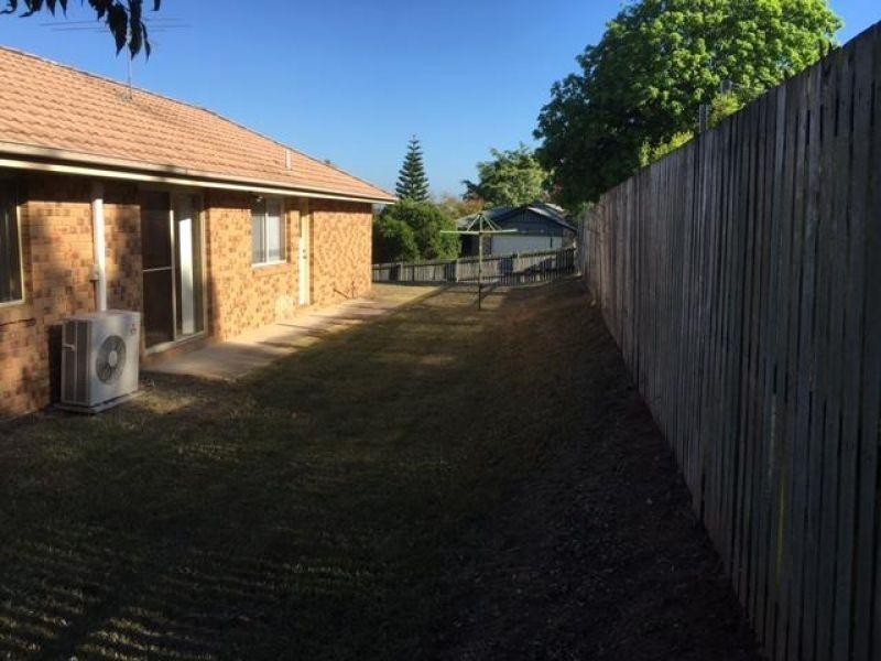 128 Pohon Street, Tanah Merah QLD 4128