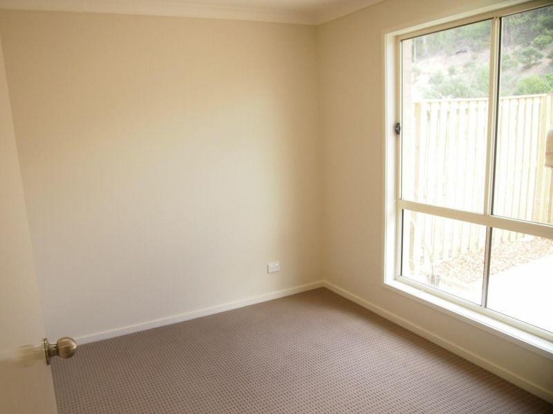 2/1 Nevron Drive, Bahrs Scrub QLD 4207