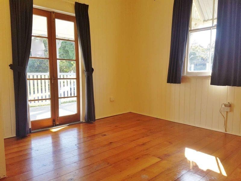 15 Hamel Road, Holland Park West QLD 4121