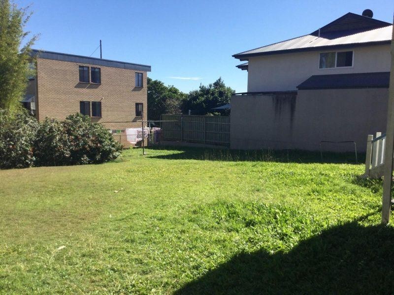 2/7 Rialto Street, Coorparoo QLD 4151
