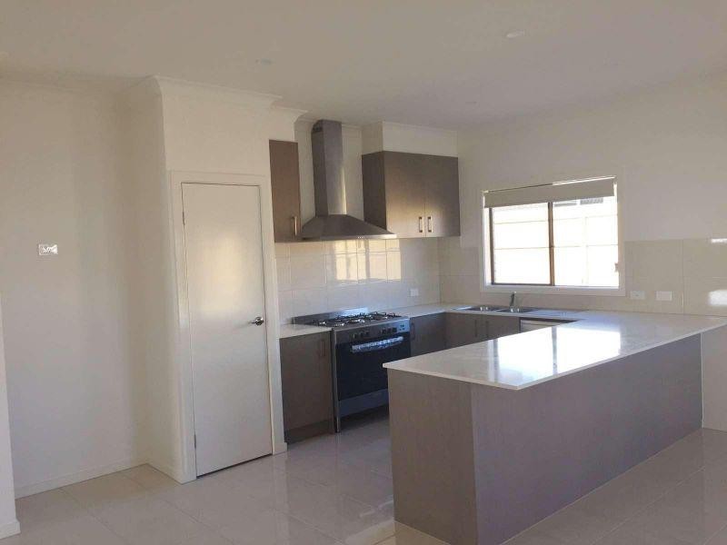 18 Lambent Street, Yarrabilba QLD 4207